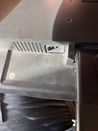 Pantalla Asus VW193D-B + Figura Yoda