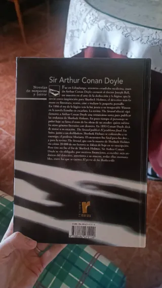 Novelas de suspense y terror: El hotel de los h...