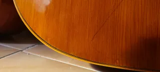 Due chitarre classiche in vendita