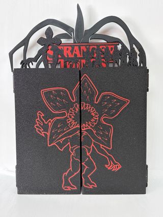 Expositor Stranger Things Funkos KinderJoy