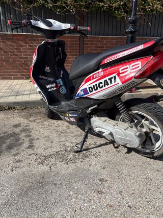 Yamaha Jog RR Scooter