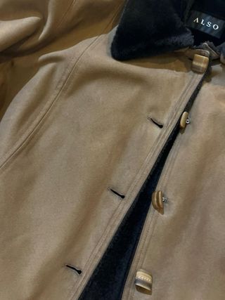 Chaqueta ALSO marrón con cuello negro