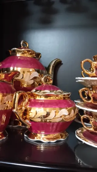 Juego de café porcelana oro y morado