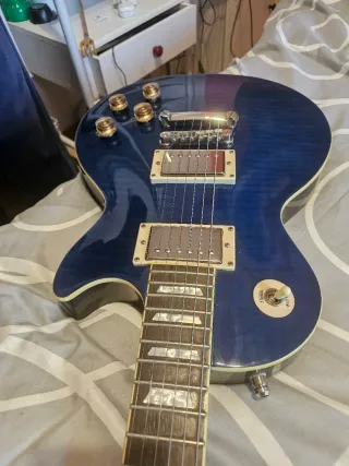 Guitarra Eléctrica Azul