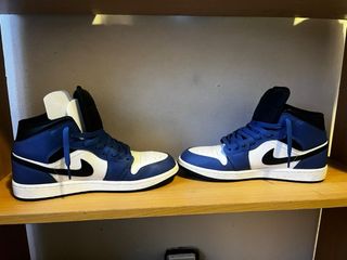 Zapatillas Jordan Mid Azul y Blanco