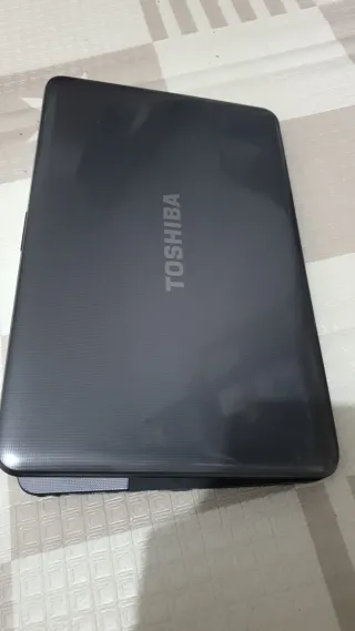 Toshiba Satellite C855-S5355 Gris