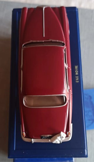 Tintin Coche 1/43 40 Jaguar Dr. Müller Isla negra