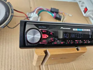 Radio Pioneer MVH-X380BT Bluetooth