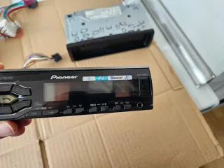 Radio Pioneer MVH-X380BT Bluetooth