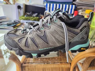 Zapatillas Merrell Trekking 38