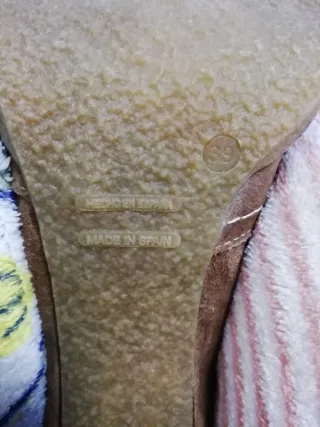 Botines de ante con tacón