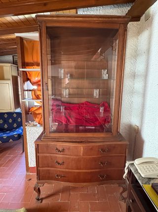Mueble antiguo vitrina y cajones