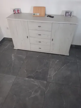 Mueble de salón blanco y gris 130x40x1 más o menos