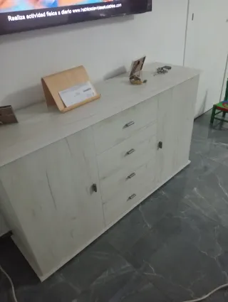 Mueble de salón blanco y gris 145x40x1 más o meno