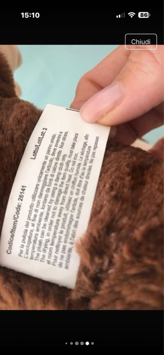 Peluche scimmia con maglietta Non vedo, non sento,