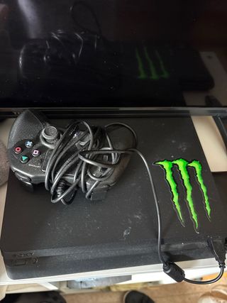 PS4 (PlayStation 4) Negra