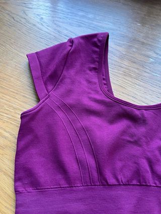 Top sportivo fucsia taglia M