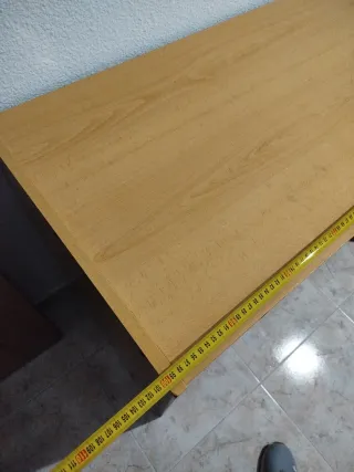 Mesa escritorio madera clara