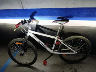 Bicicleta infantil BTWIN Blanca