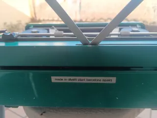 Máquina de escribir Olivetti Studio 45