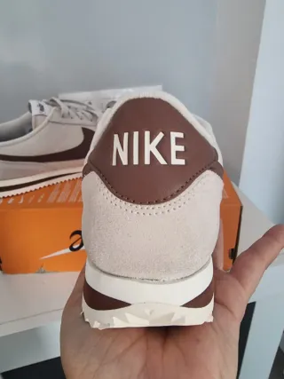 T41 Nike Cortez Beige