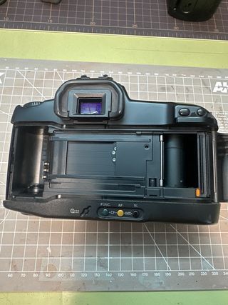 Cámara analógica Canon EOS 10 QD