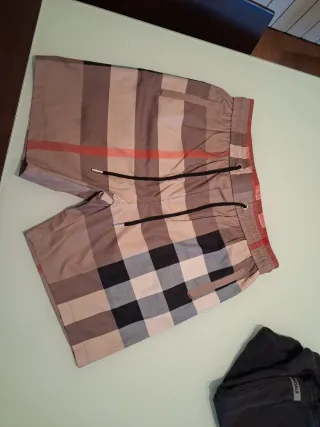 Pantalón corto y bañador