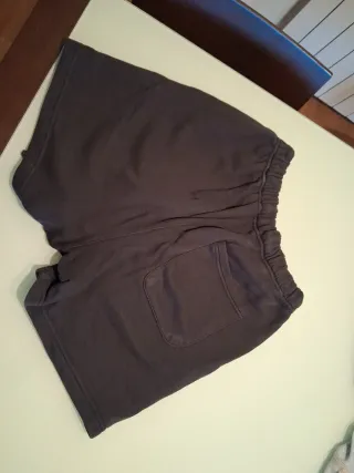 Pantalón corto y bañador