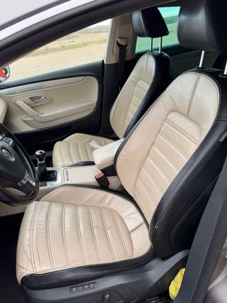 Volkswagen Passat CC 2008