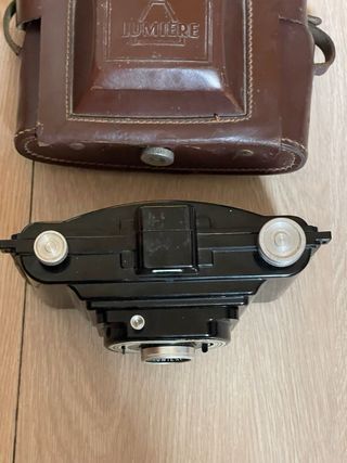 Cámara analógica Lumiere Lutac