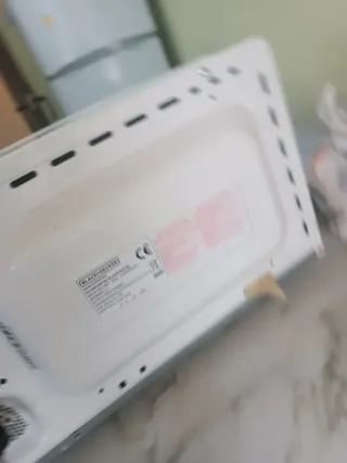 Microondas Black+Decker Blanco