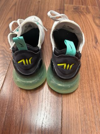 Nike Air Max 270 Blancas y Turquesa