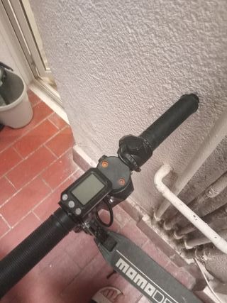 Patinete Eléctrico Momo Design