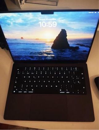 MacBook Pro 14 M3 18GB RAM