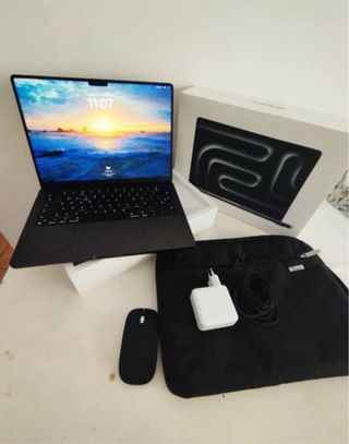 MacBook Pro 14 M3 18GB RAM