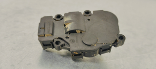 MOTOR APERTURA TRAMPILLAS CLIMATIZADOR BMW SERIE