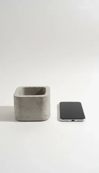 Vaso in cemento Japandi