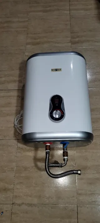 Termo Eléctrico NOBER 30L Cuadrado