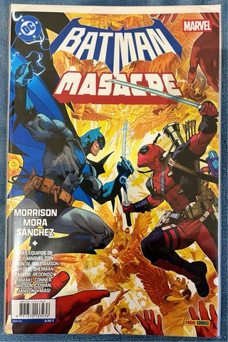 Batman Masacre Marvel DC con funda y arte promo