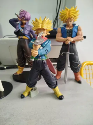 Lote Figuras Trunks Dragon Ball