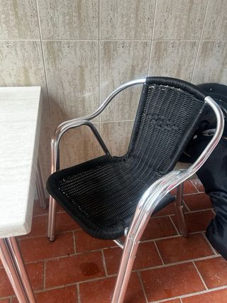 Mesa y 6 Sillas Ratán