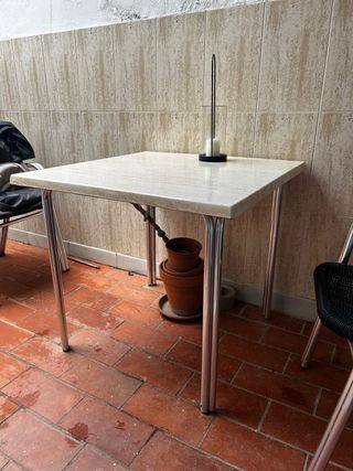 Mesa y 6 Sillas Ratán