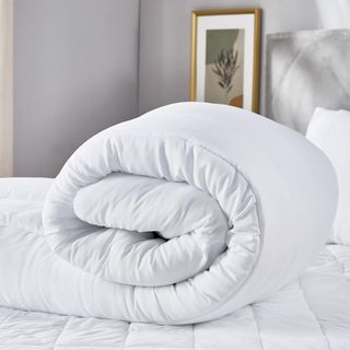 Pikolin Home - Nordische Bettdecke aus Aloe Vera F