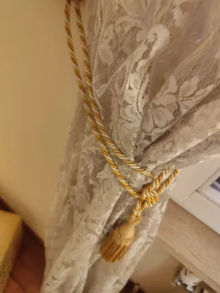 Accessori per tende con nappe dorate