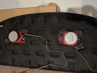 Bandeja con altavoces Punch