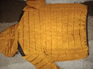 Chaqueta The North Face Amarilla