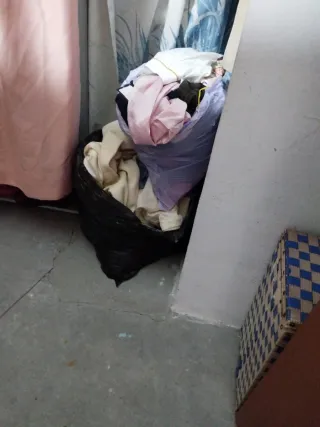 Se vende ropa Monforte de Lemos de todas las talla