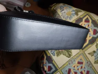 Borsetta nera e grigia