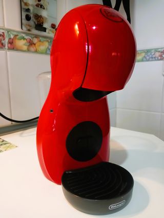 Cafetera Dolce Gusto Piccolo XS Roja