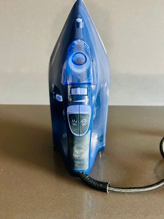 Plancha BEAUTURAL azul con caja